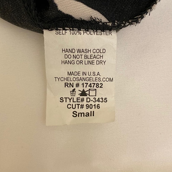 Dress - Picture 6 of 6